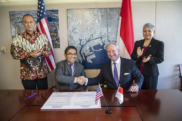 MOU Signing with Indonesia Port Corporation