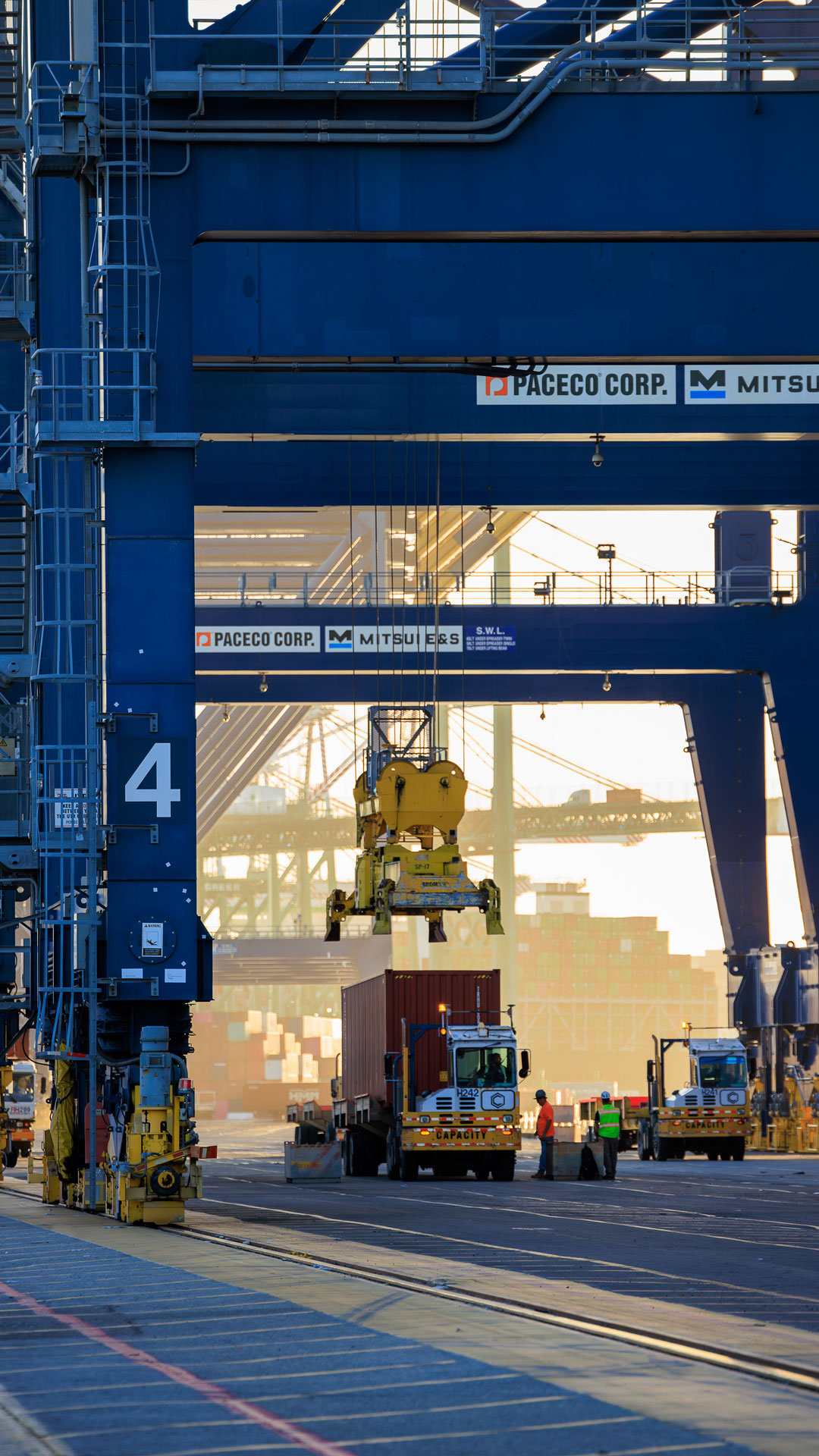 Offloading Containers